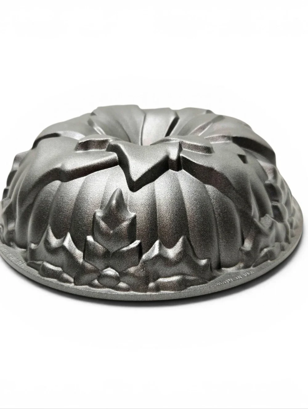 Nordic Ware Poinsettia Cake Pan.